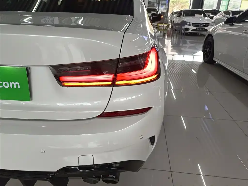 BMW 3 Series 2022 из CN, фото 8
