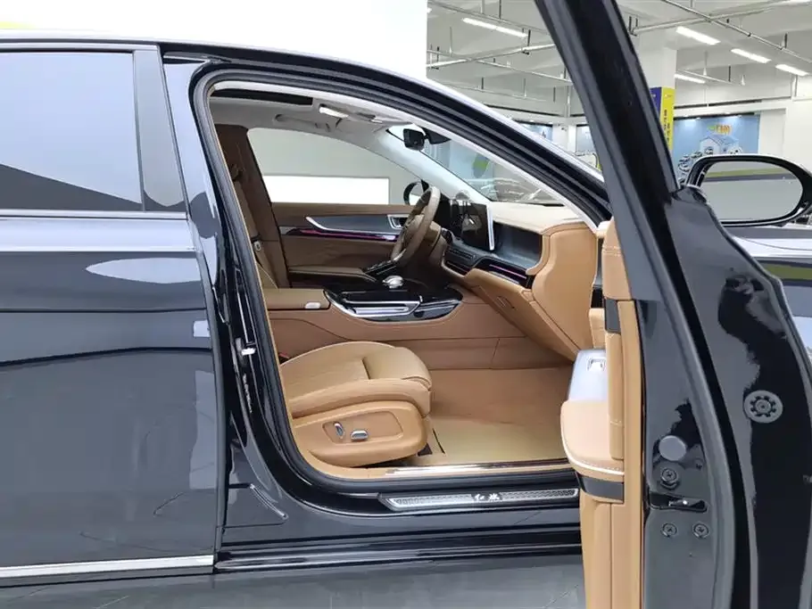 Hongqi H9 2025 из CN, фото 8