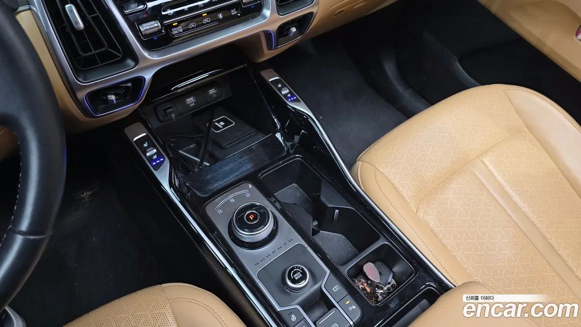Kia Sorento — фото 9