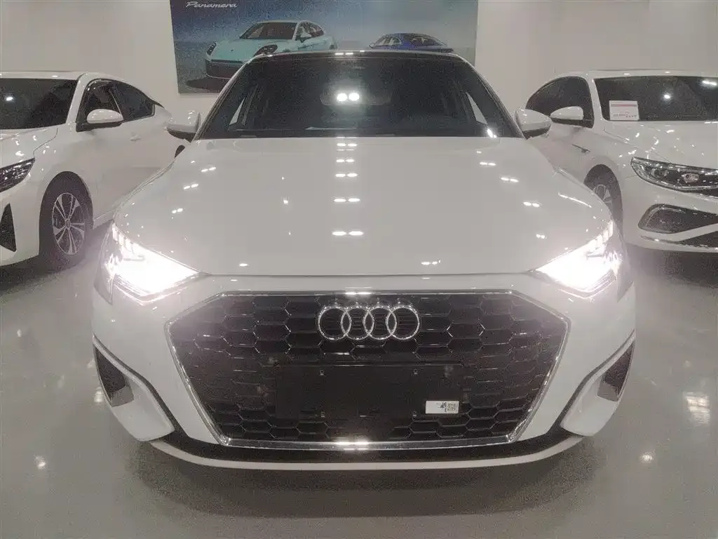 Audi A3 2022 из CN, фото 3
