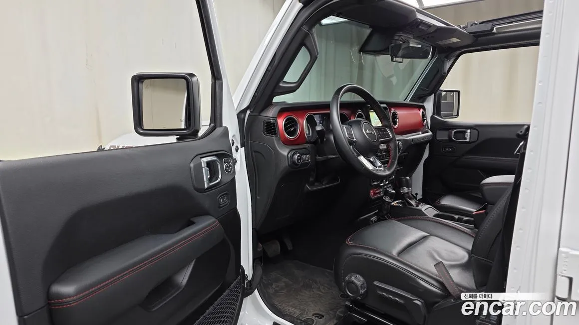 Jeep Wrangler 2023 из KR, фото 10