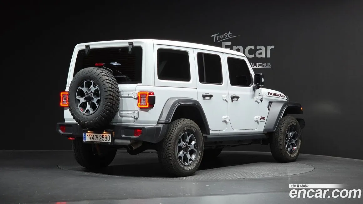 Jeep Wrangler 2023 из KR, фото 2