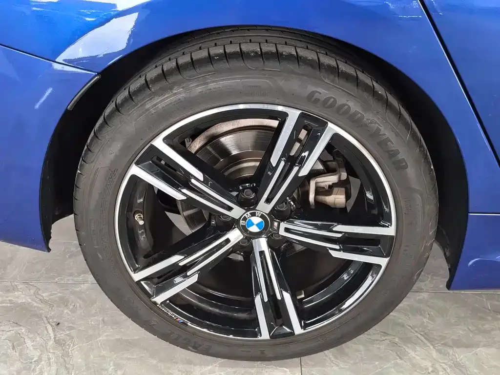 BMW 3 Series 2022 из CN, фото 6