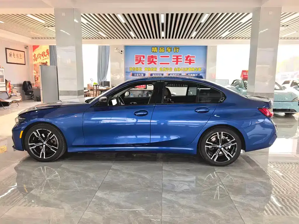 BMW 3 Series 2022 из CN, фото 9