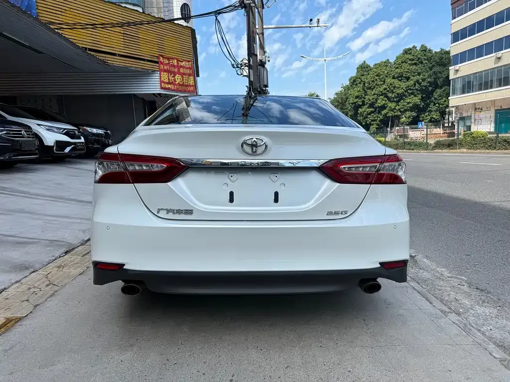 Toyota Camry 2022 из CN, фото 10