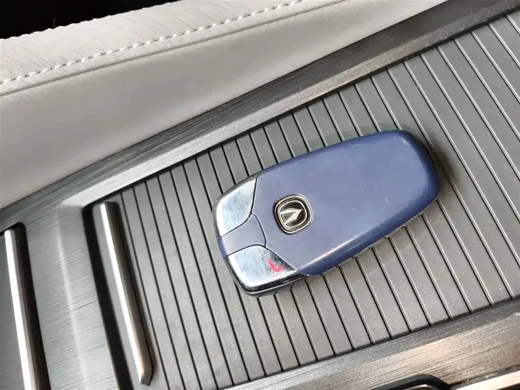 Changan CS75PLUS 2023 из CN, фото 9