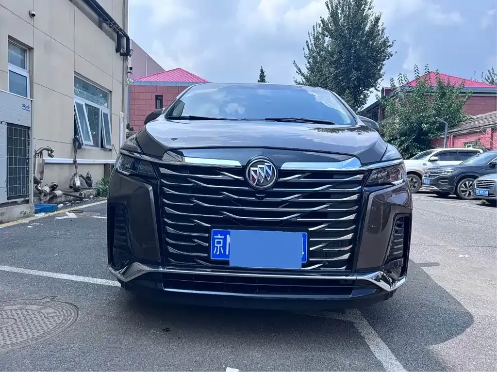 Buick GL8 2024 из CN, фото 2