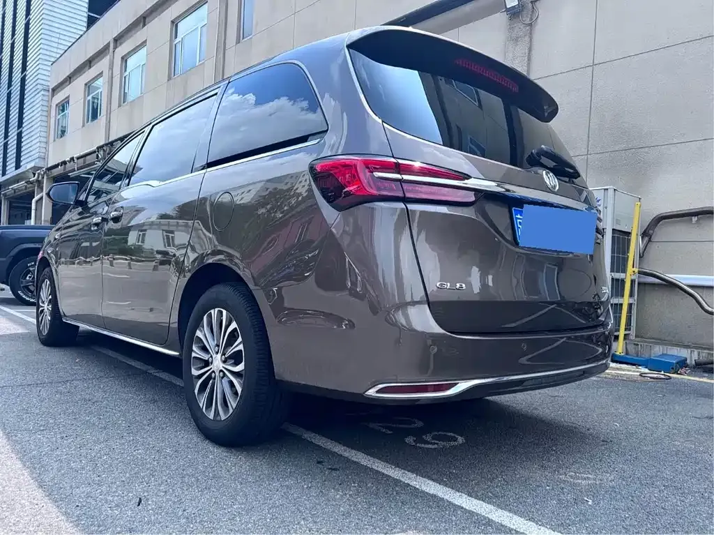 Buick GL8 2024 из CN, фото 4