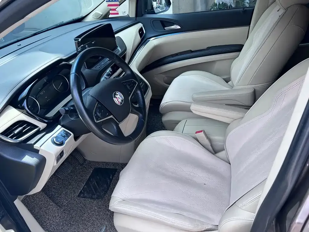 Buick GL8 2024 из CN, фото 6