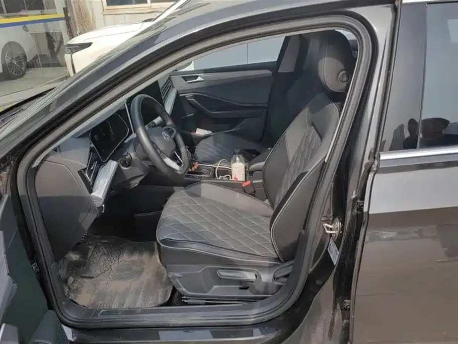 Volkswagen Sagitar 2023 из CN, фото 9