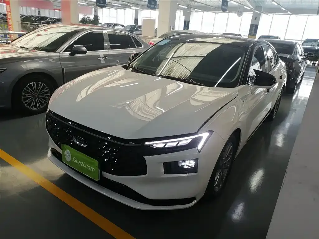 Ford Mondeo 2024 из CN, фото 2