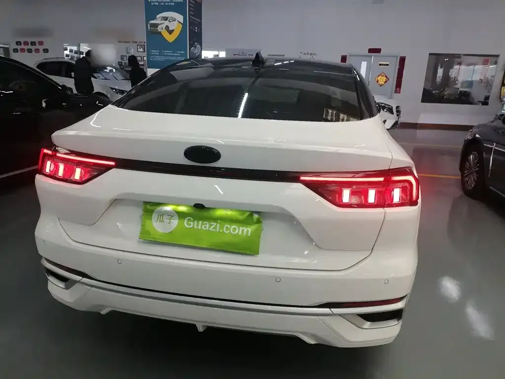 Ford Mondeo 2024 из CN, фото 6