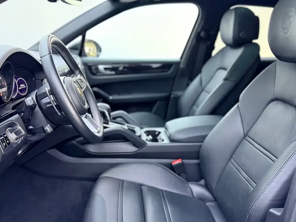 Porsche Cayenne Hybrid 2021 из CN, фото 10