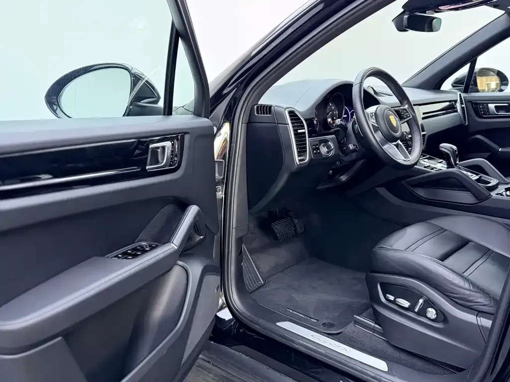 Porsche Cayenne Hybrid 2021 из CN, фото 9