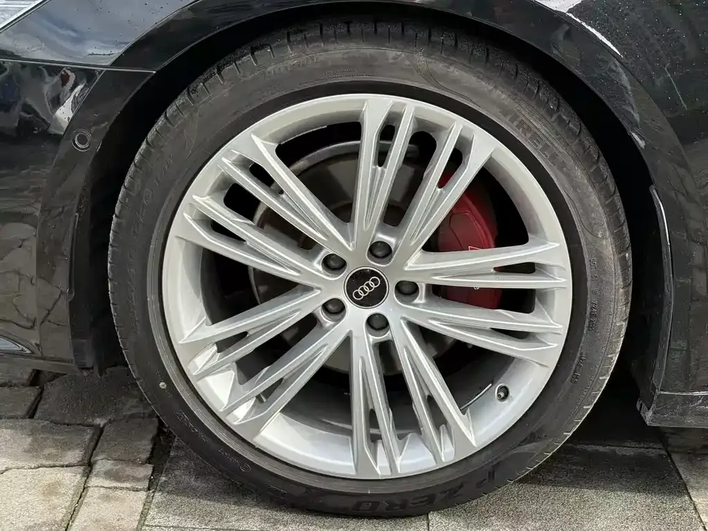 Audi A7 2021 из CN, фото 9