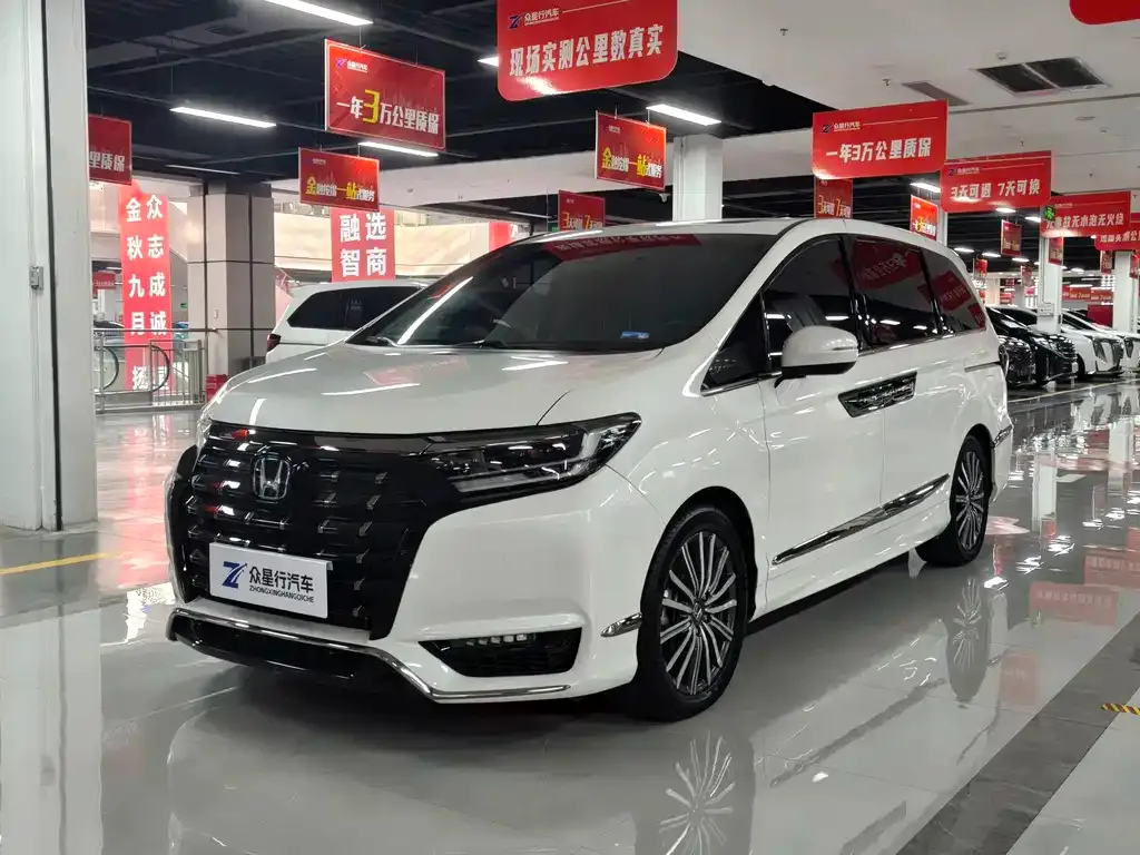 Honda Elysion 2023 из CN, фото 1