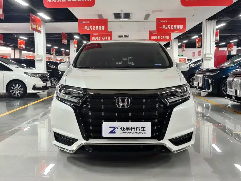 Honda Elysion 2023 из CN, фото 2