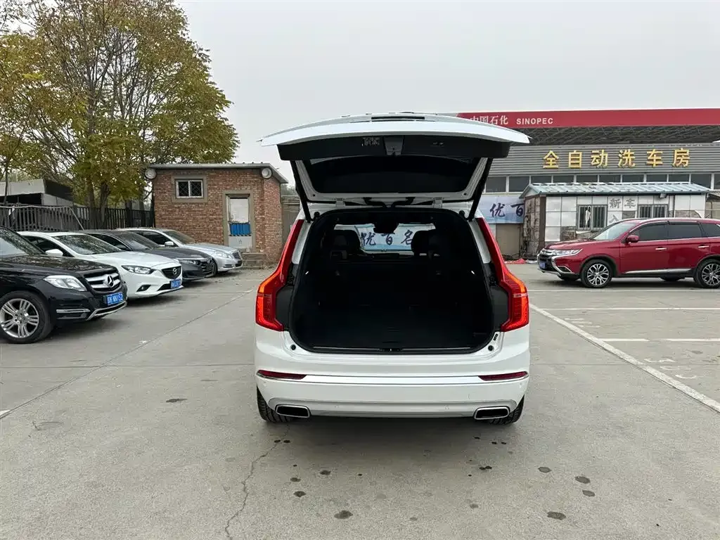 Volvo XC90 2021 из CN, фото 8