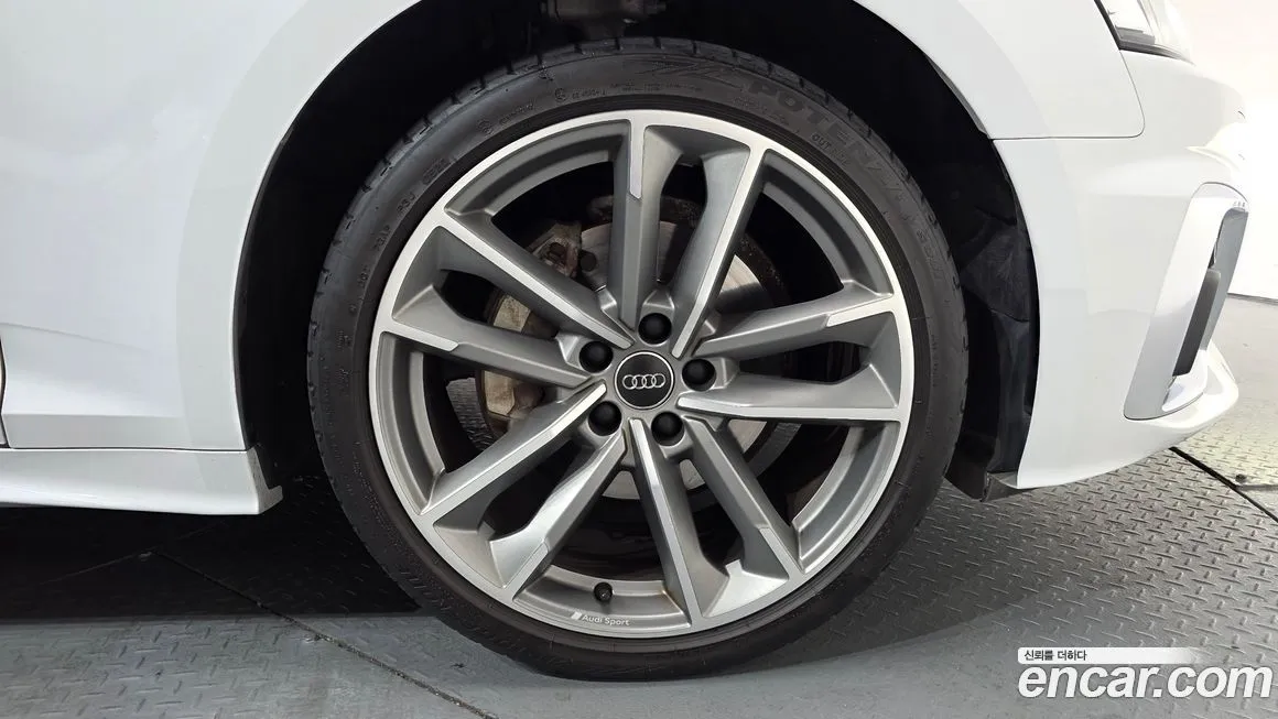 Audi A5 2021 из KR, фото 5