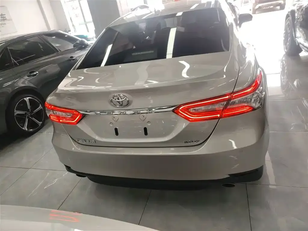 Toyota Camry 2022 из CN, фото 6