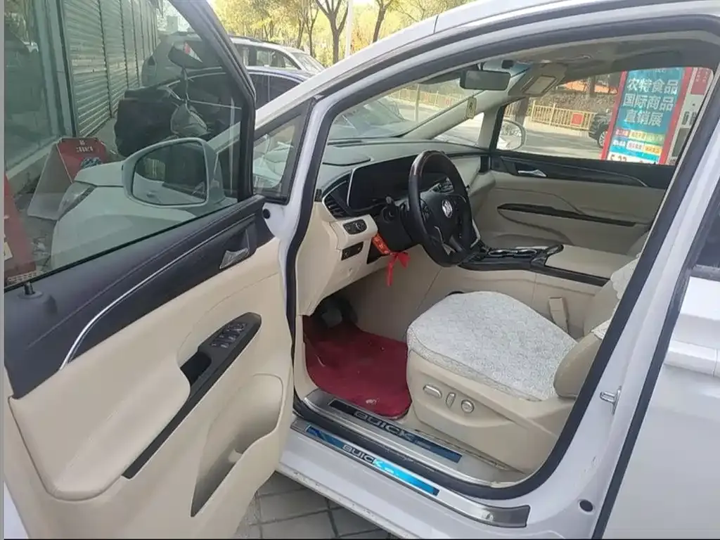 Buick GL8 2023 из CN, фото 6