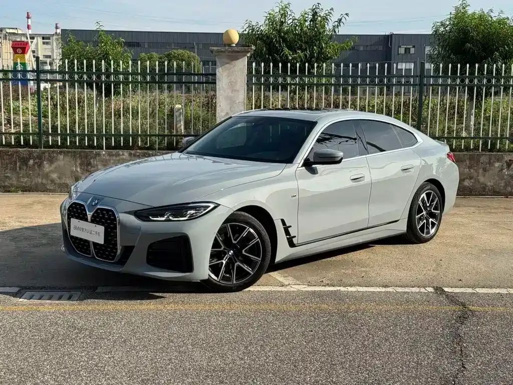 BMW 4 Series 2023 из CN, фото 1
