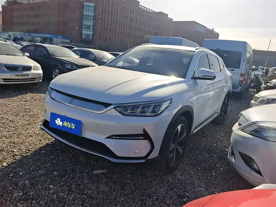 BYD PLUS New Energy — фото 1