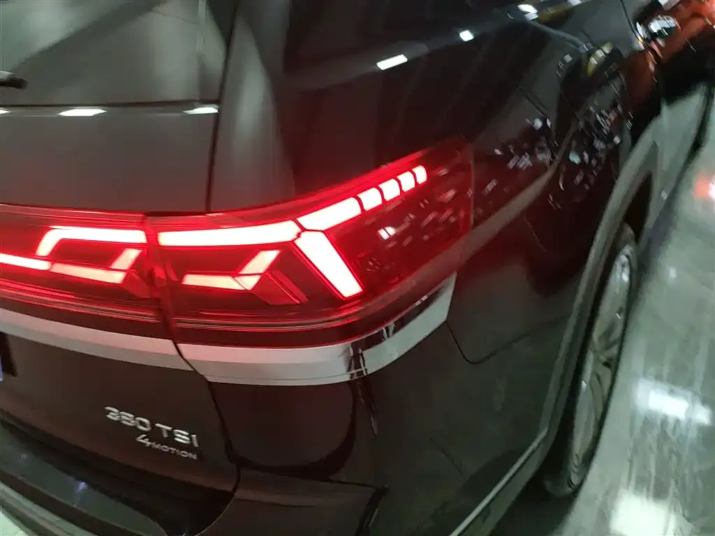 Volkswagen Teramont 2024 из CN, фото 8
