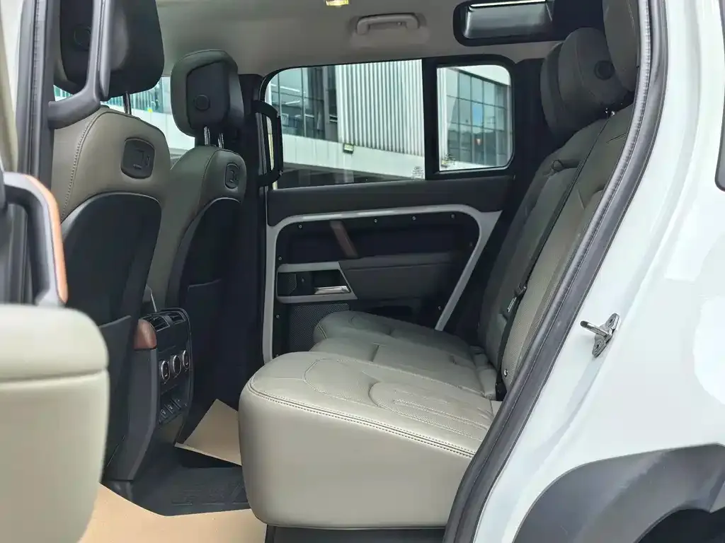 Land Rover Defender 2021 из CN, фото 9