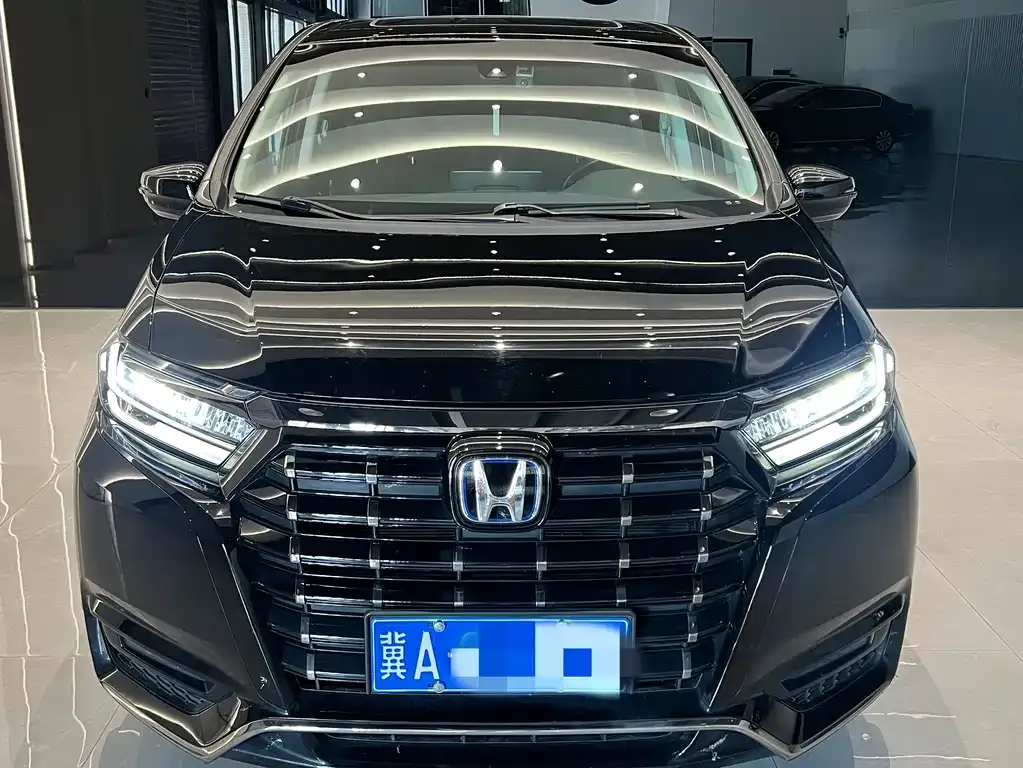 Honda Elysion 2022 из CN, фото 2