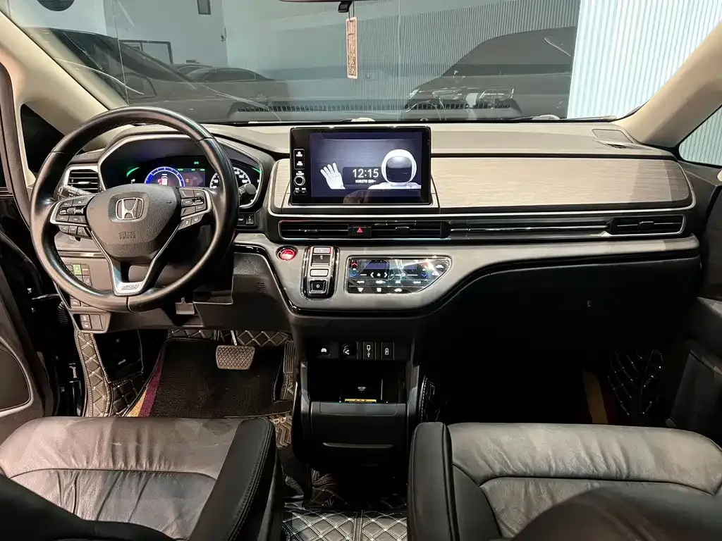 Honda Elysion 2022 из CN, фото 7