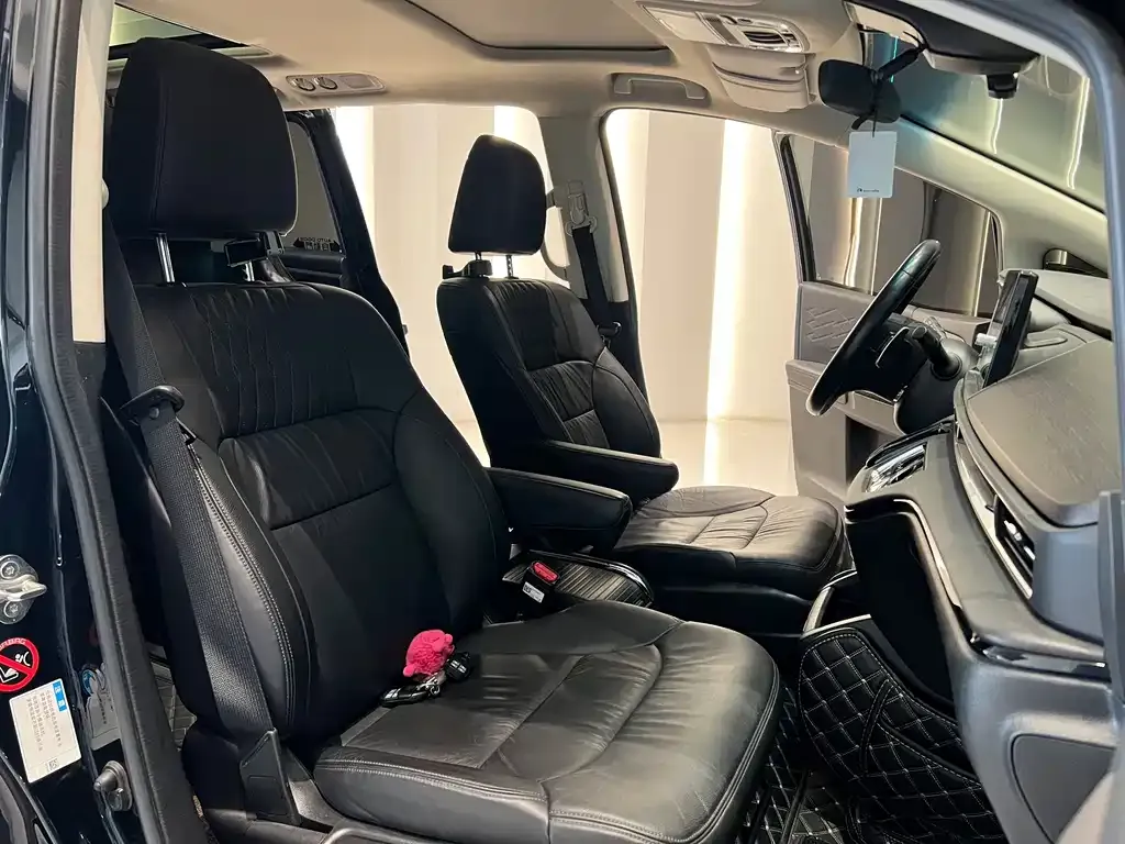 Honda Elysion 2022 из CN, фото 9