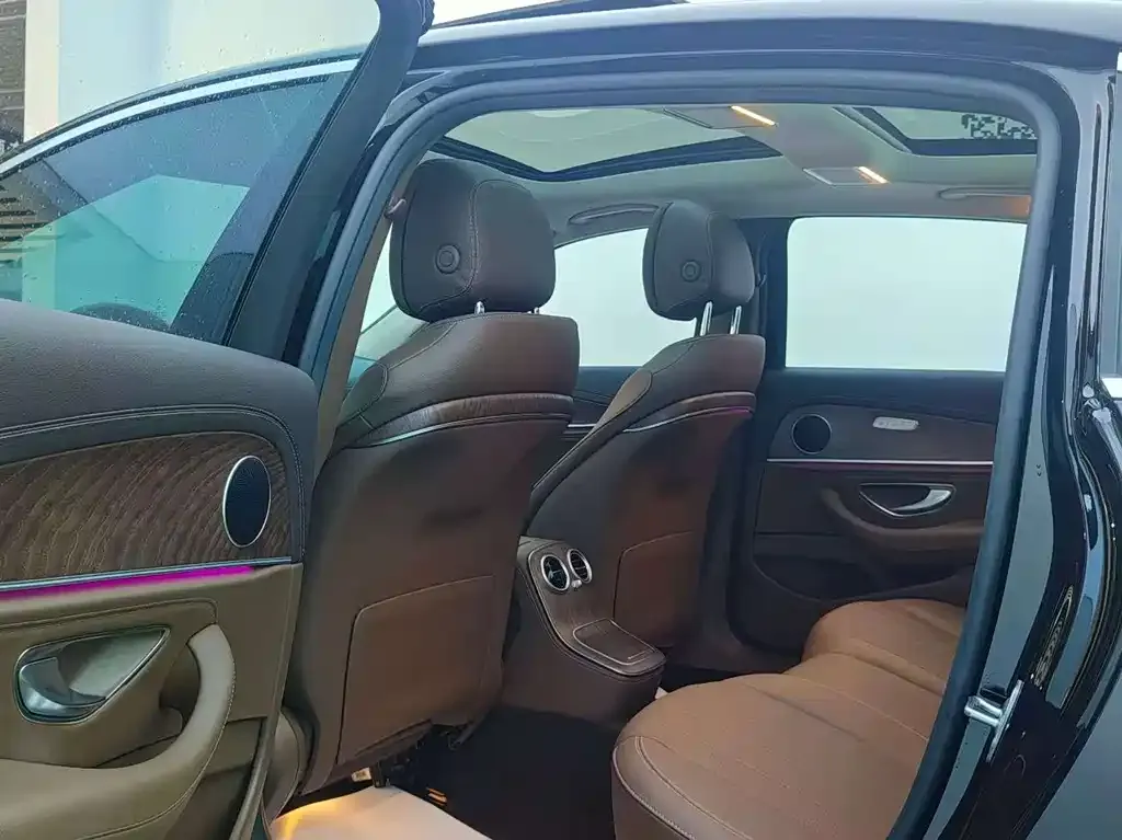 Mercedes-Benz E-Class 2023 из CN, фото 8