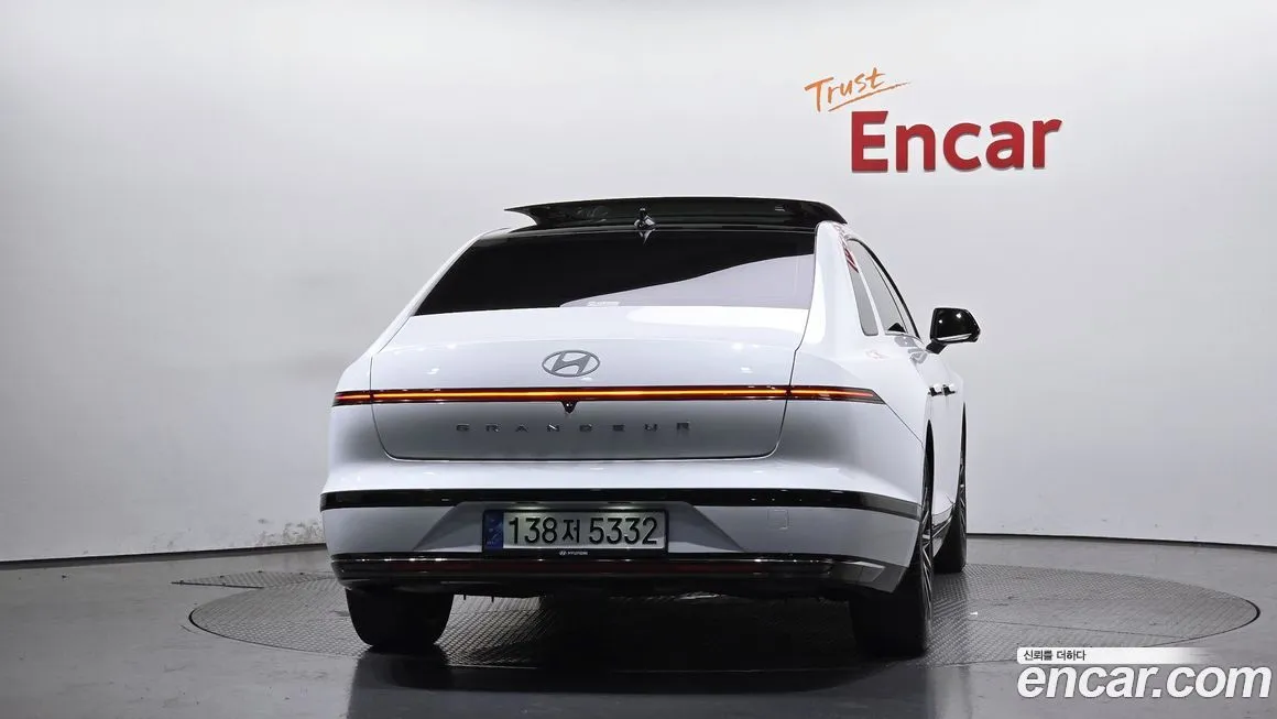 Hyundai Grandeur 2023 из KR, фото 4