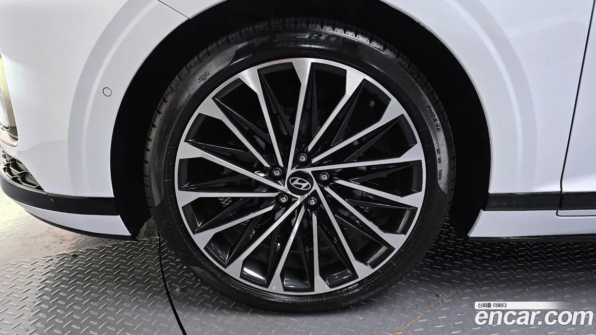 Hyundai Grandeur 2023 из KR, фото 5