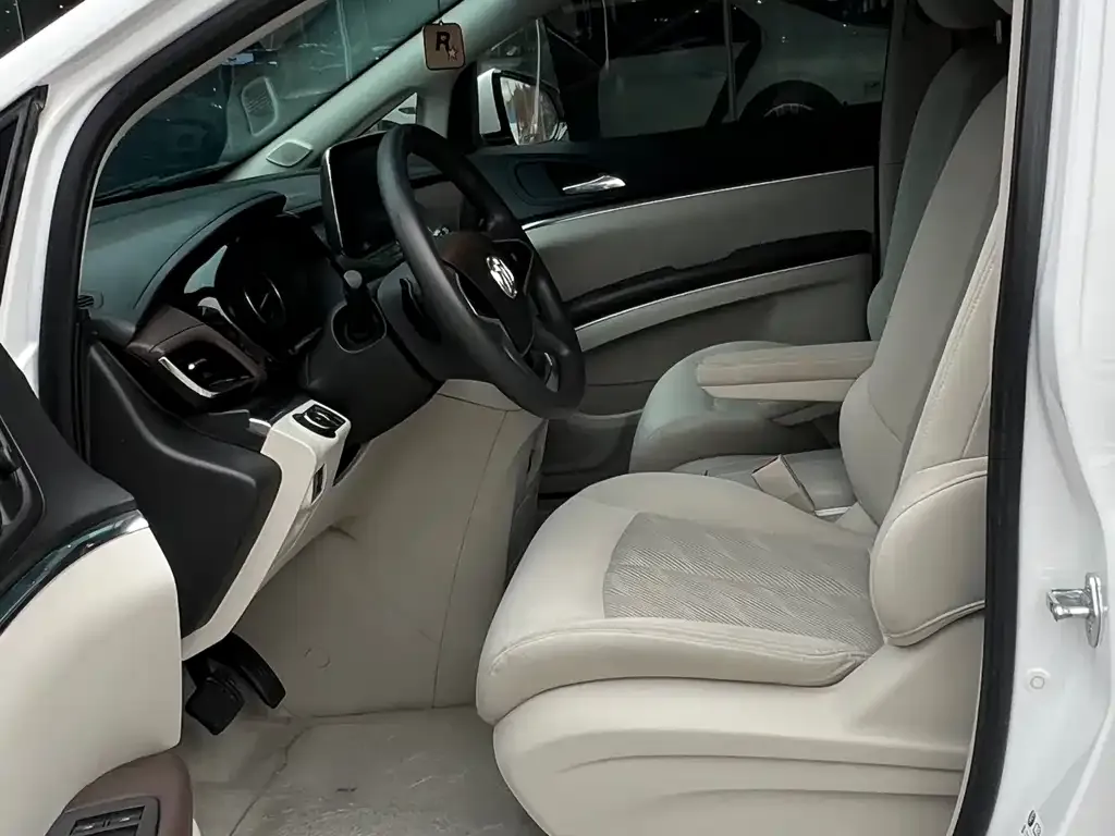Buick GL8 2022 из CN, фото 7