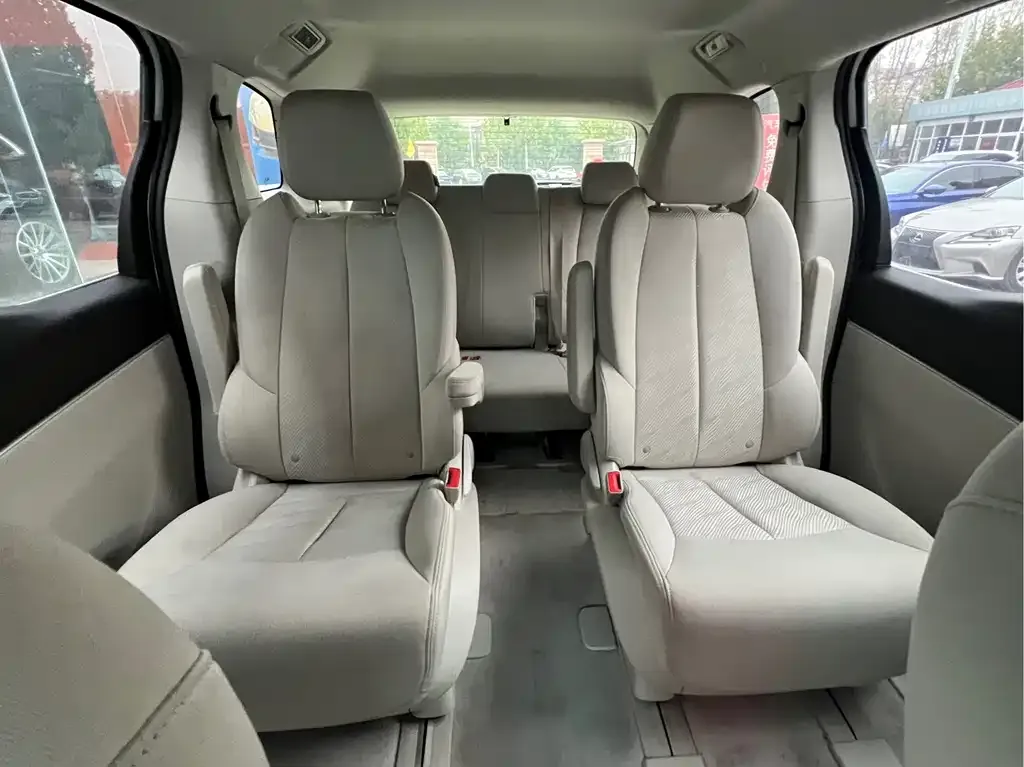 Buick GL8 2022 из CN, фото 9