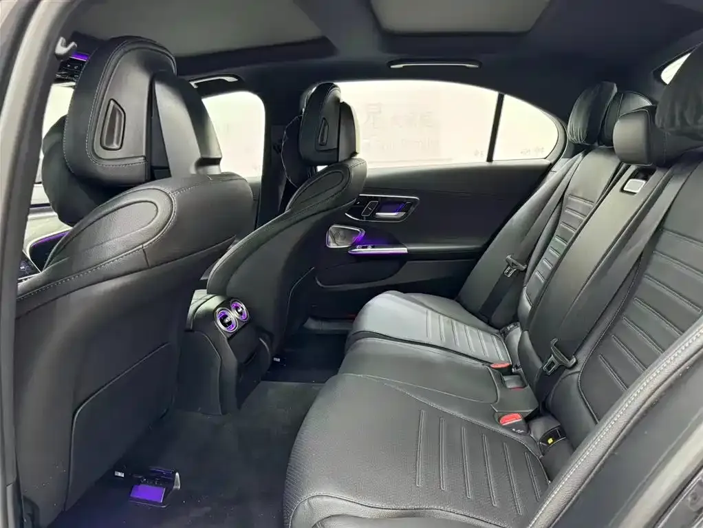 Mercedes-Benz C-Class 2025 из CN, фото 8