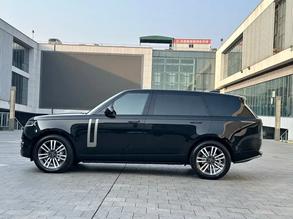 Land Rover Range Rover 2024 из CN, фото 4