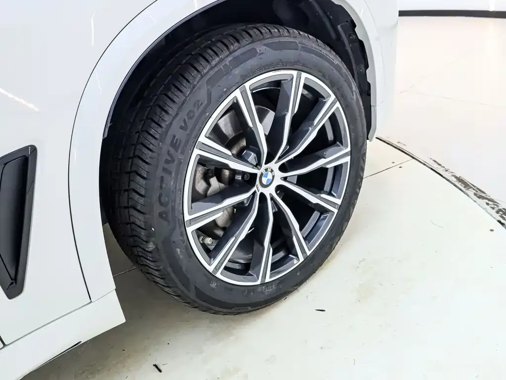 BMW X5 (Import) — фото 10