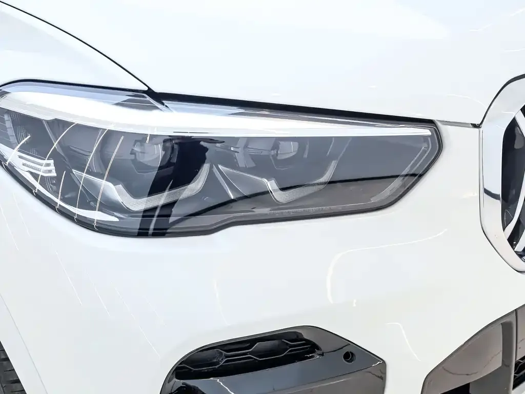 BMW X5 (Import) — фото 8