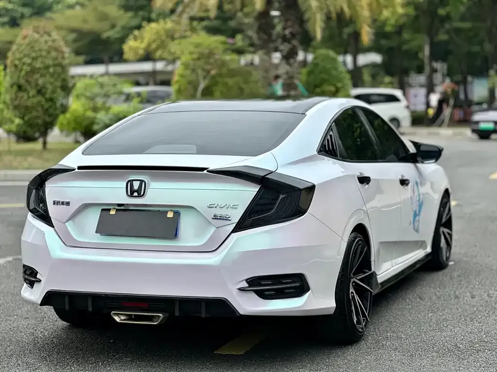 Honda Civic — фото 4