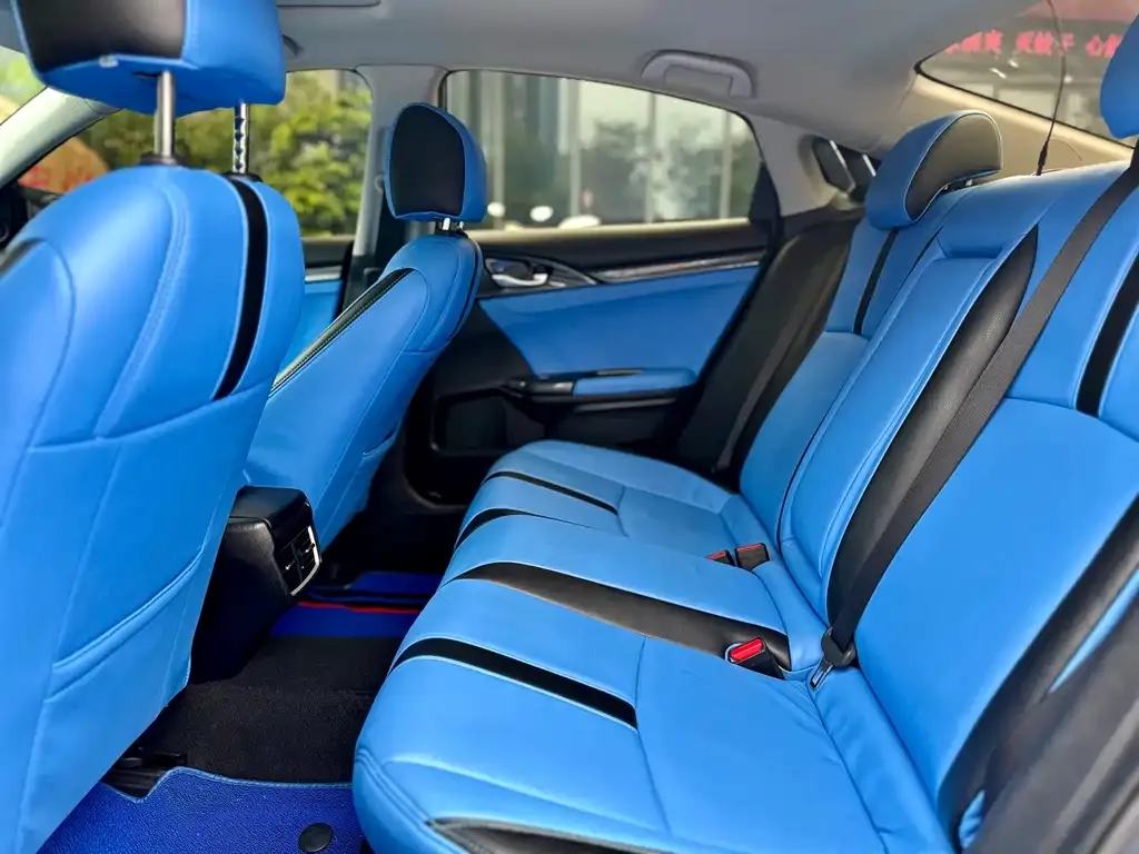 Honda Civic — фото 8