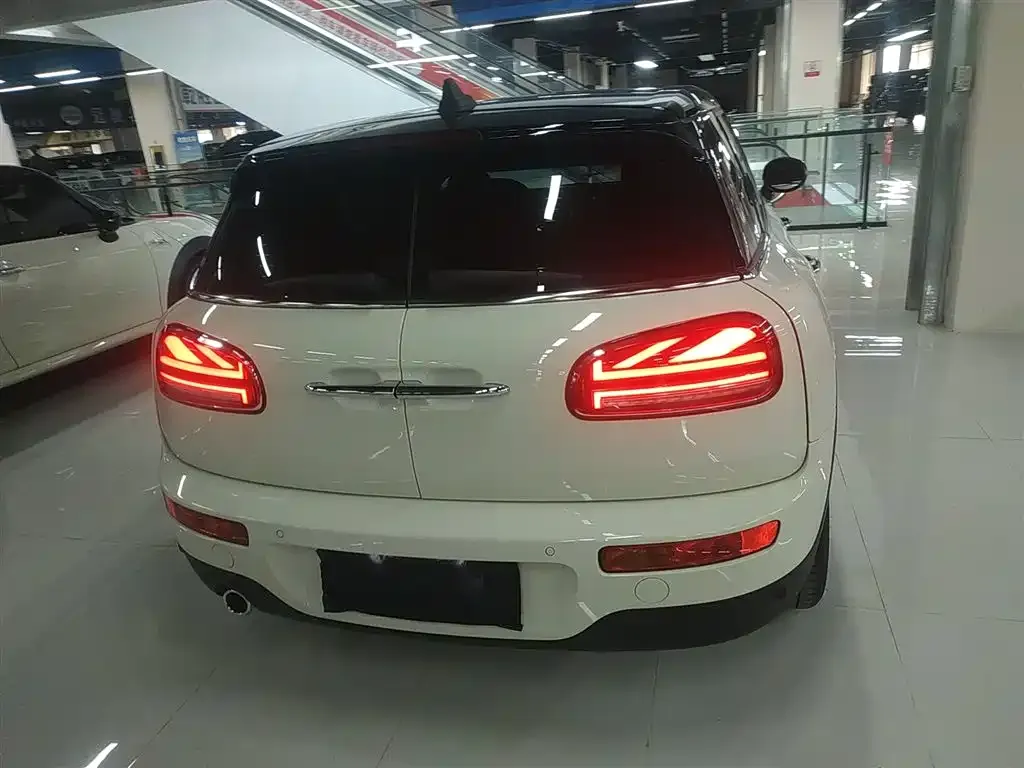 [object Object] Mini Clubman 2022 из CN, фото 6