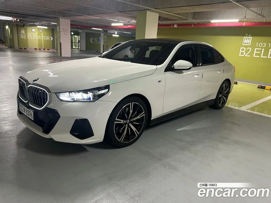 BMW 5-Series 2024 из KR, фото 1
