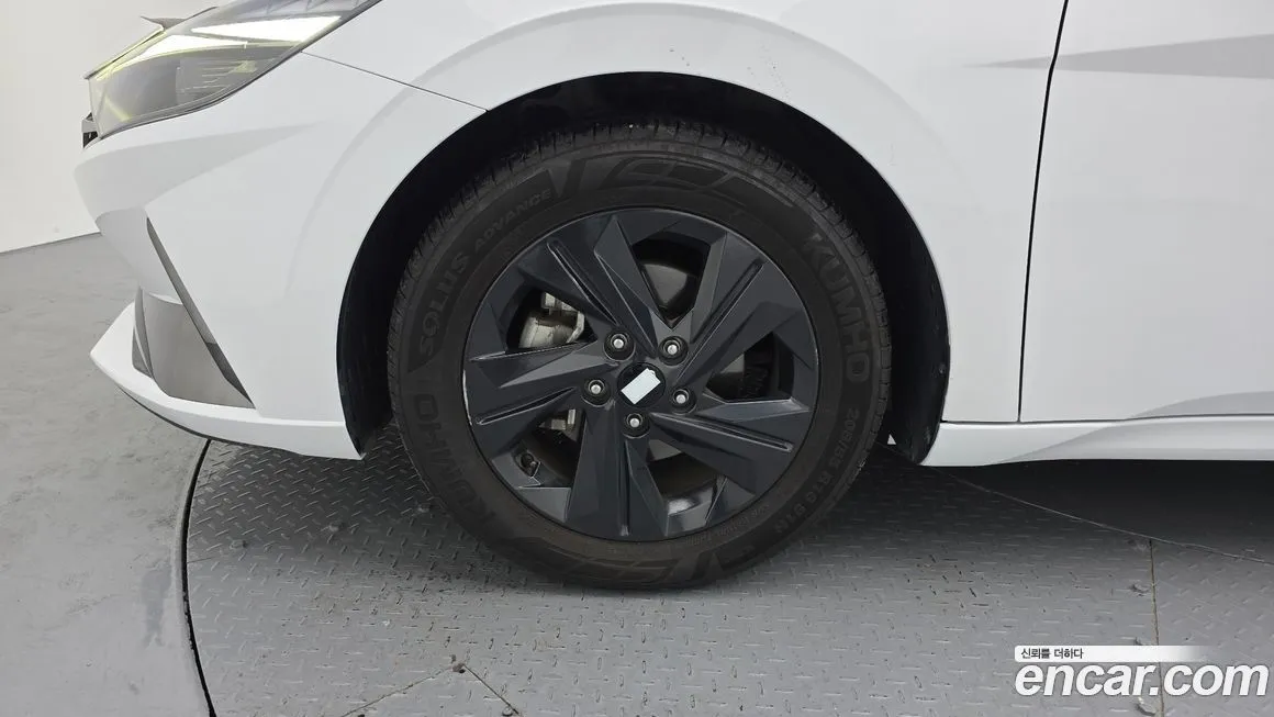 Hyundai AVANTE 2023 из KR, фото 5