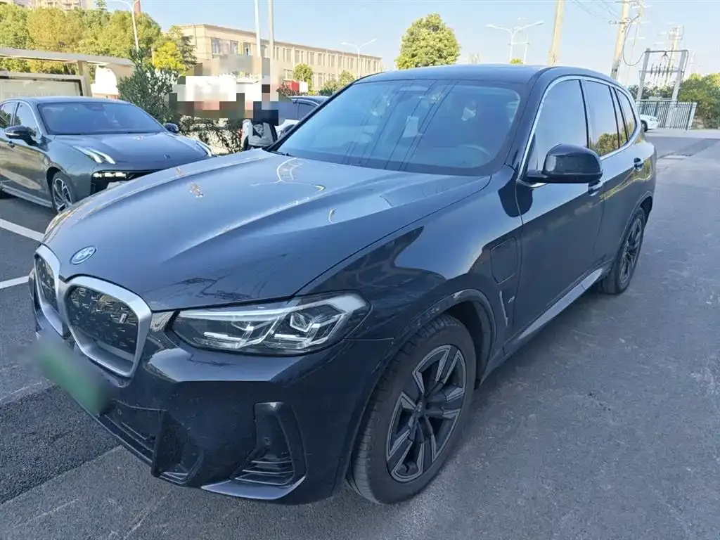 BMW iX3 2025 из CN, фото 2