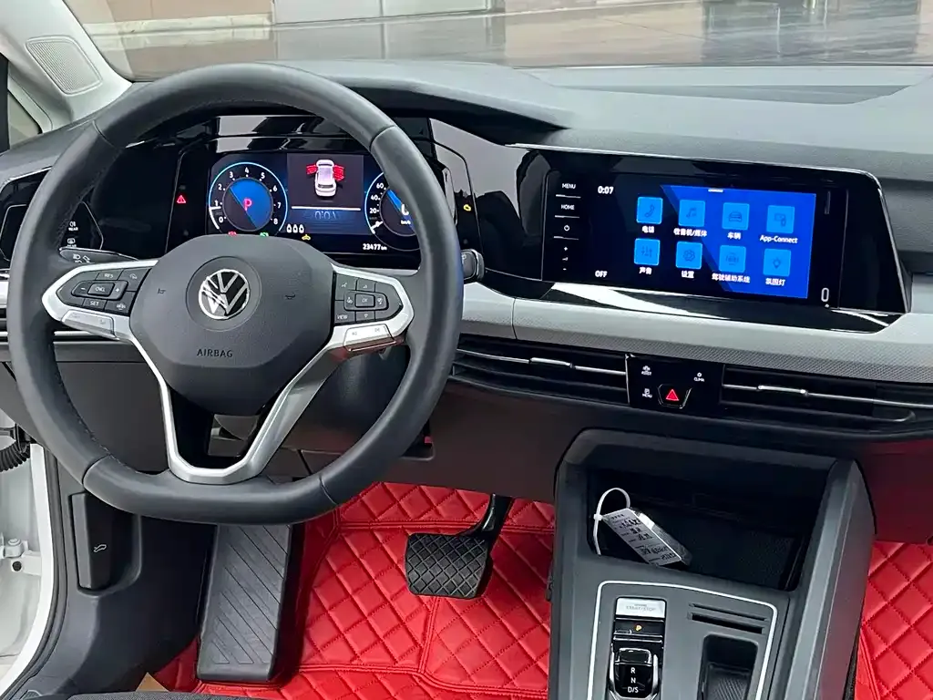 Volkswagen Golf 2022 из CN, фото 7