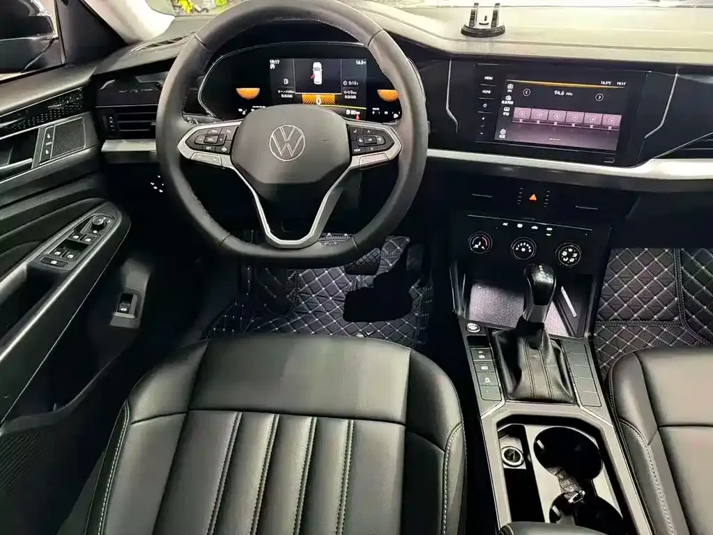 Volkswagen Passat — фото 8
