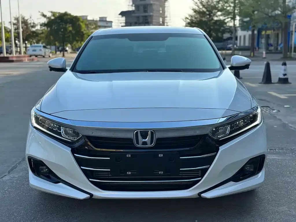 Honda Accord — фото 2
